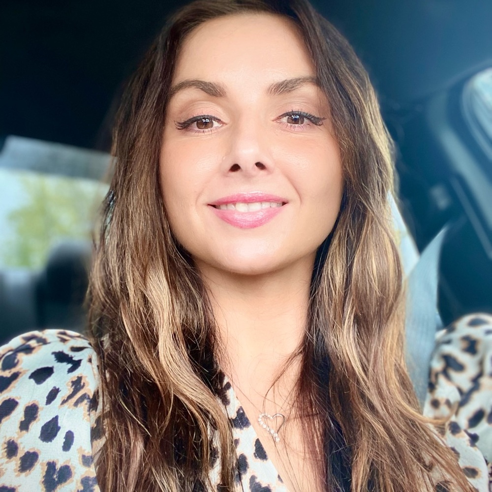 Meet your Posher, Jasmina